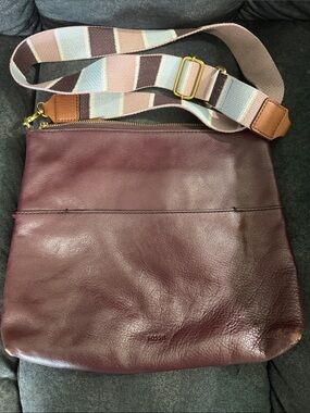Fossil Burgundy Leather Crossbody Bag with Multicolor Striped Strap